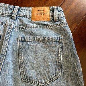 Stradivarius Womens Jeans in size 2.